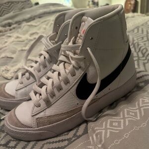 Nike Kids High-Top Sneakers - White and Black